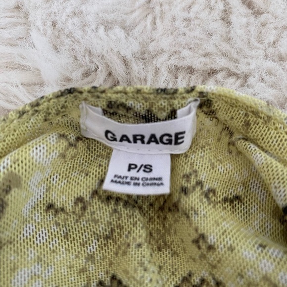 Garage Snake Print Crop Top - Picture 4 of 4